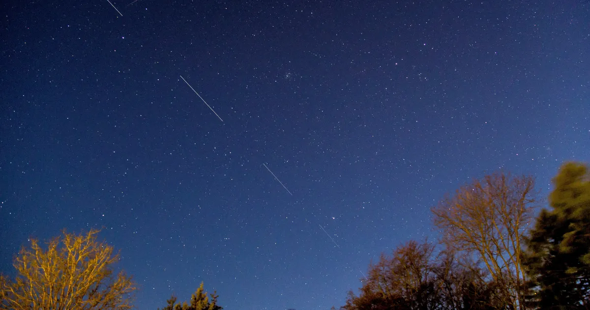 Starlinki satelliit plahvatas, täites orbiidi ohtliku prahiga