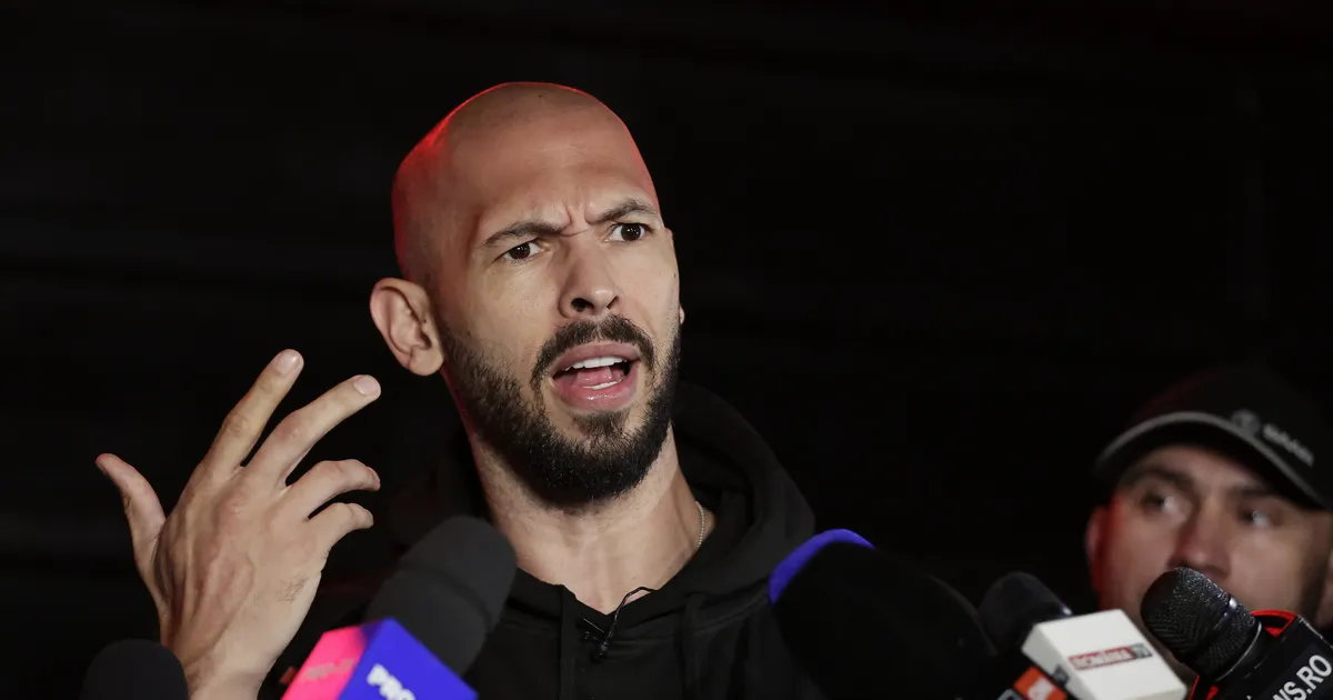 «Alfaisaste» eeskuju Andrew Tate naasis poksiringi ja sai näitlejalt kolki