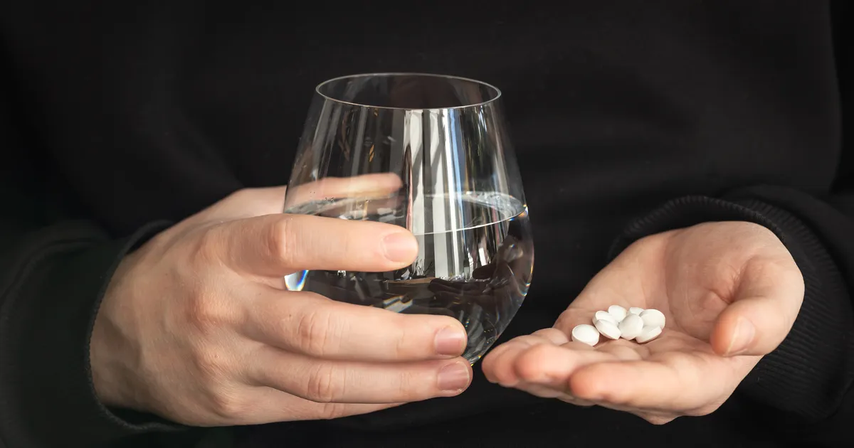 ETTEVAATUST ⟩ Nende ravimite tarbimine koos alkoholiga on eluohtlik