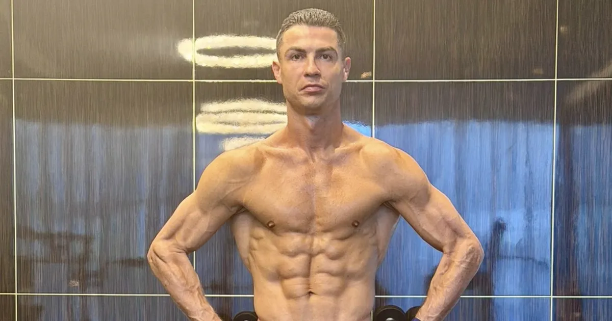 FOTO ⟩ Ronaldo saunaskäik ajas sotsiaalmeedia pöördesse