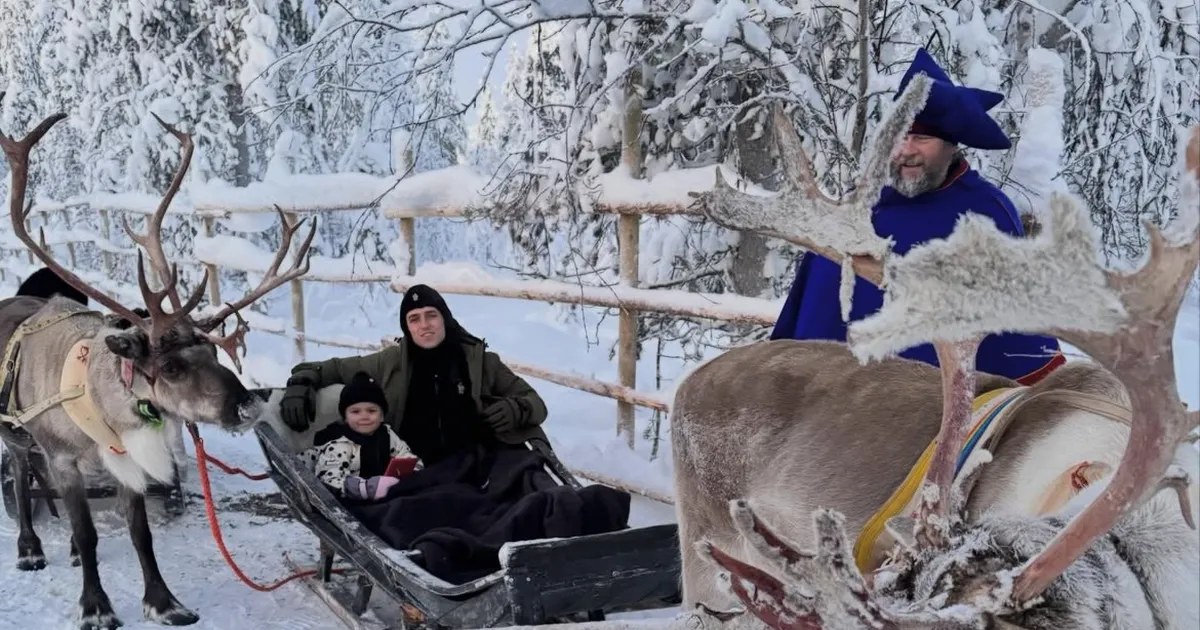 FOTOD ⟩ Jalgpallitäht nautis perega jõulupühi Lapimaal