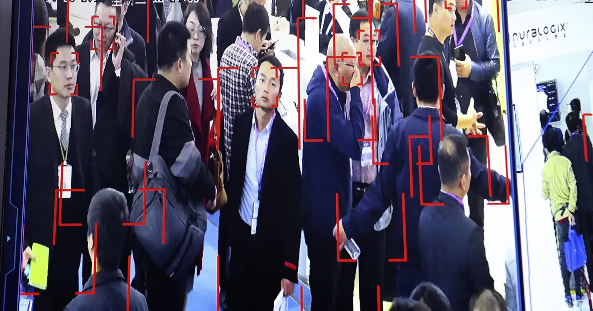 KAS HIINA MATAB MEID MAHA? ⟩ III osa. Hauakaevajad ja salariik: maha lastud sõnumitooja hind