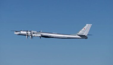 Vene pommitajad tiirutasid mere kohal Skandinaavia põhjaosas