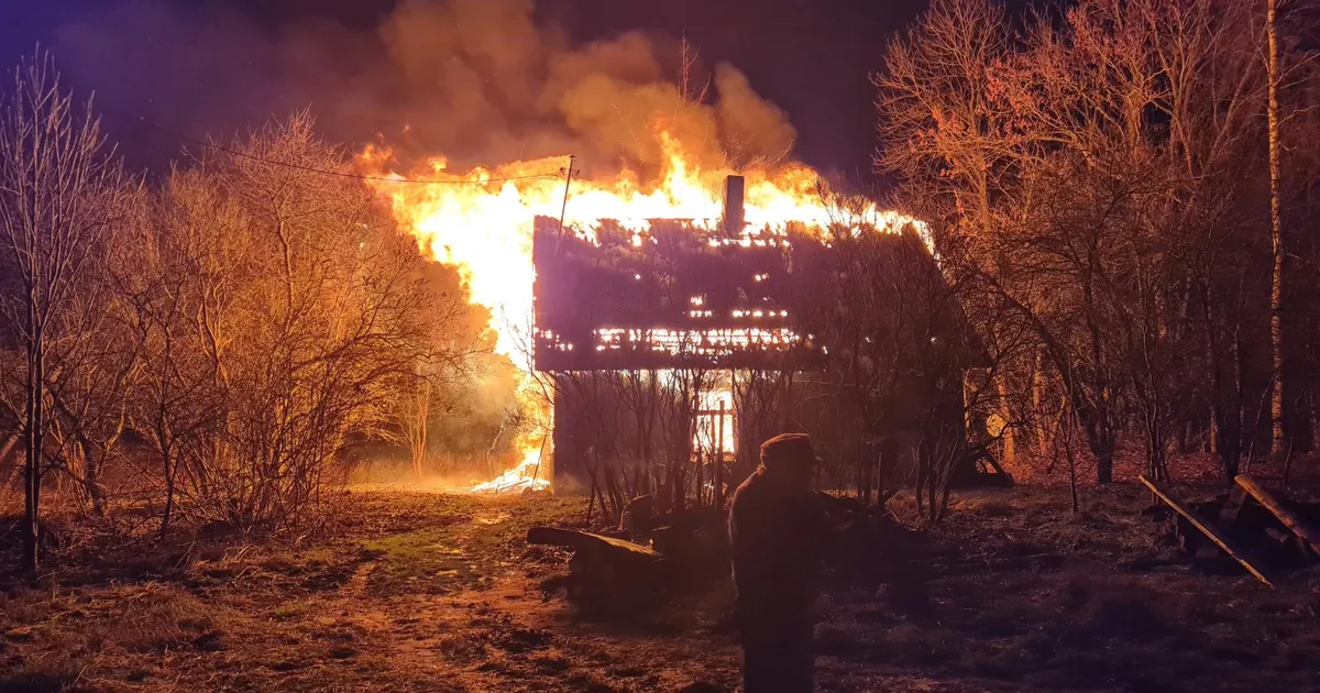 VIDEO ⟩ Viljandi vallas põles lausleekides elumaja