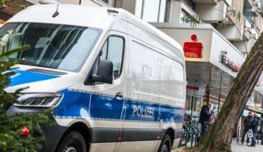 NAGU FILMIS ⟩ Saksamaal tungisid röövlid seina puuritud augu kaudu panga seifiruumi