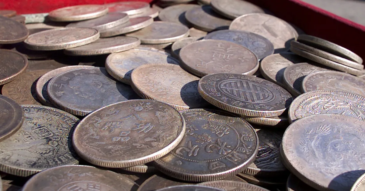 HIINA PIIRAB EKSPORTI ⟩ Metalliturul käib sõda - Majandus