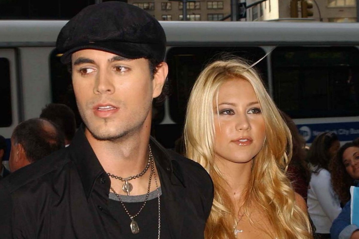 KLÕPS | Enrique Iglesiase abikaasa Anna Kurnikova jagas haruldast fotot paari neljast lapsest