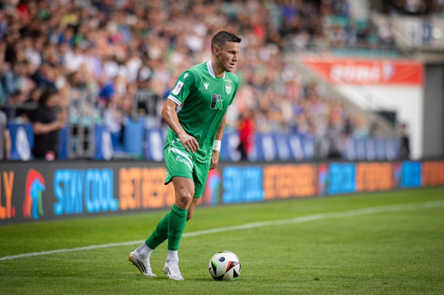 Viimased kolm hooaega kandis Edgar Tur Levadia s&auml;rki, n&uuml;&uuml;d paneb ta selga tuttava Paide r&uuml;&uuml;. Foto: Katariina Peetson / jalgpall.ee