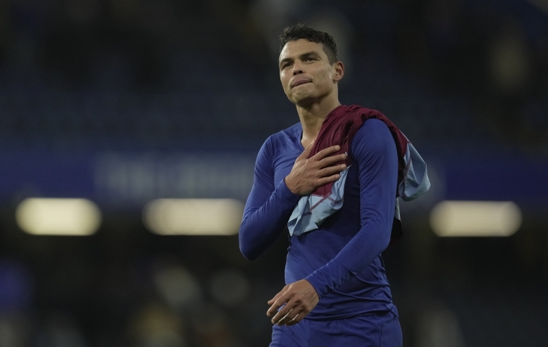 Thiago Silva poeg sõlmis esimese profilepingu ootuspärases paigas