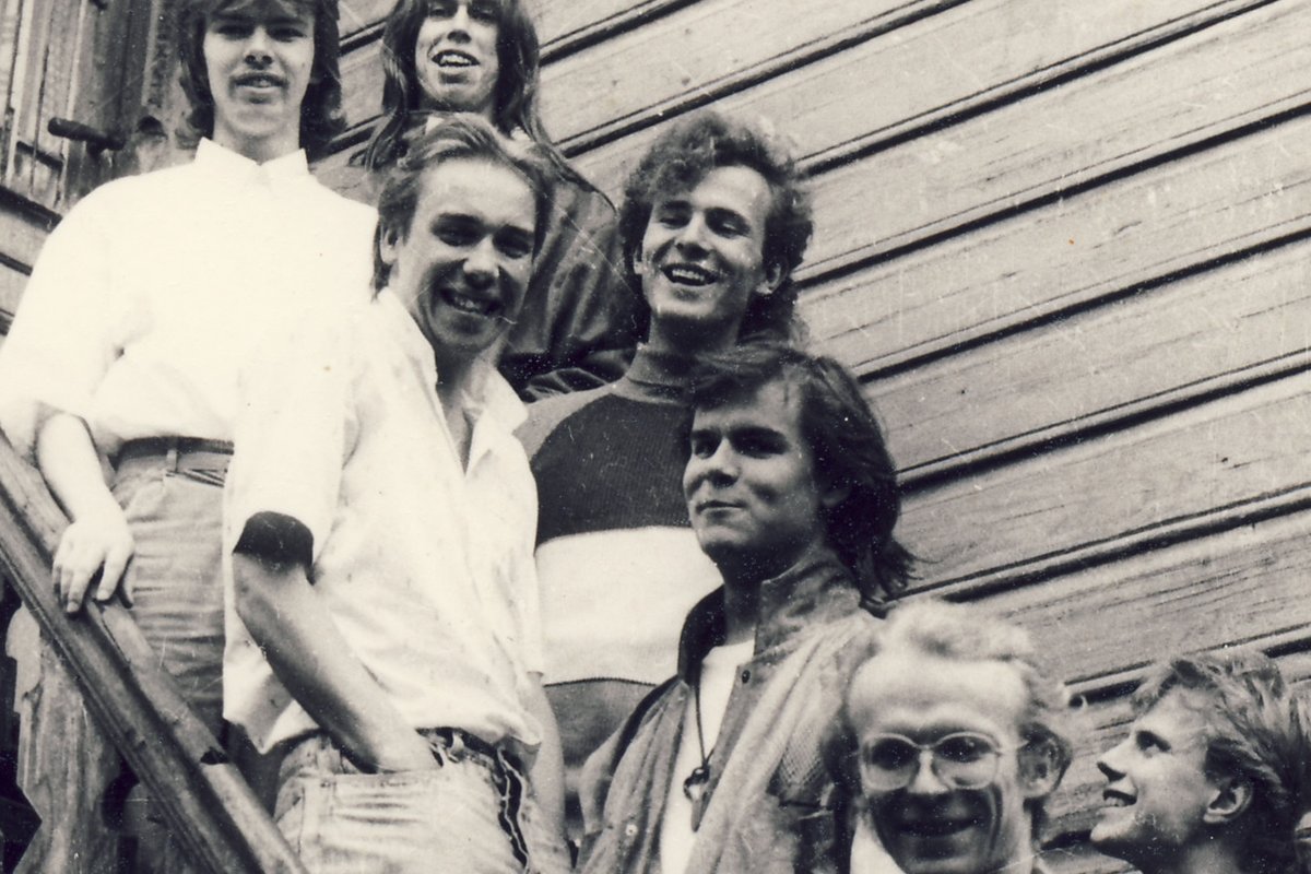 Pantokraator ajaloosündmuste keerises ehk kuidas jagasin lava Lauri Saatpalu ja Jaan Söödiga