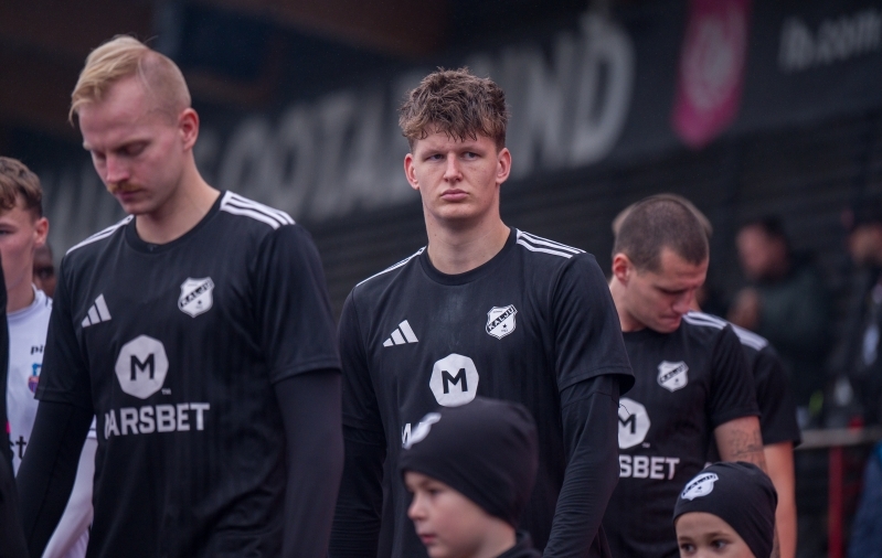 Kalju kehastub uueks hooajaks valmistudes pooleldi lätlaseks