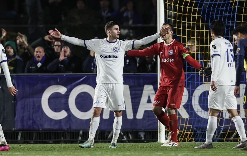 Paskotši kohtus Promise Davidiga, Gent mängis Unioni vastu eduseisu maha