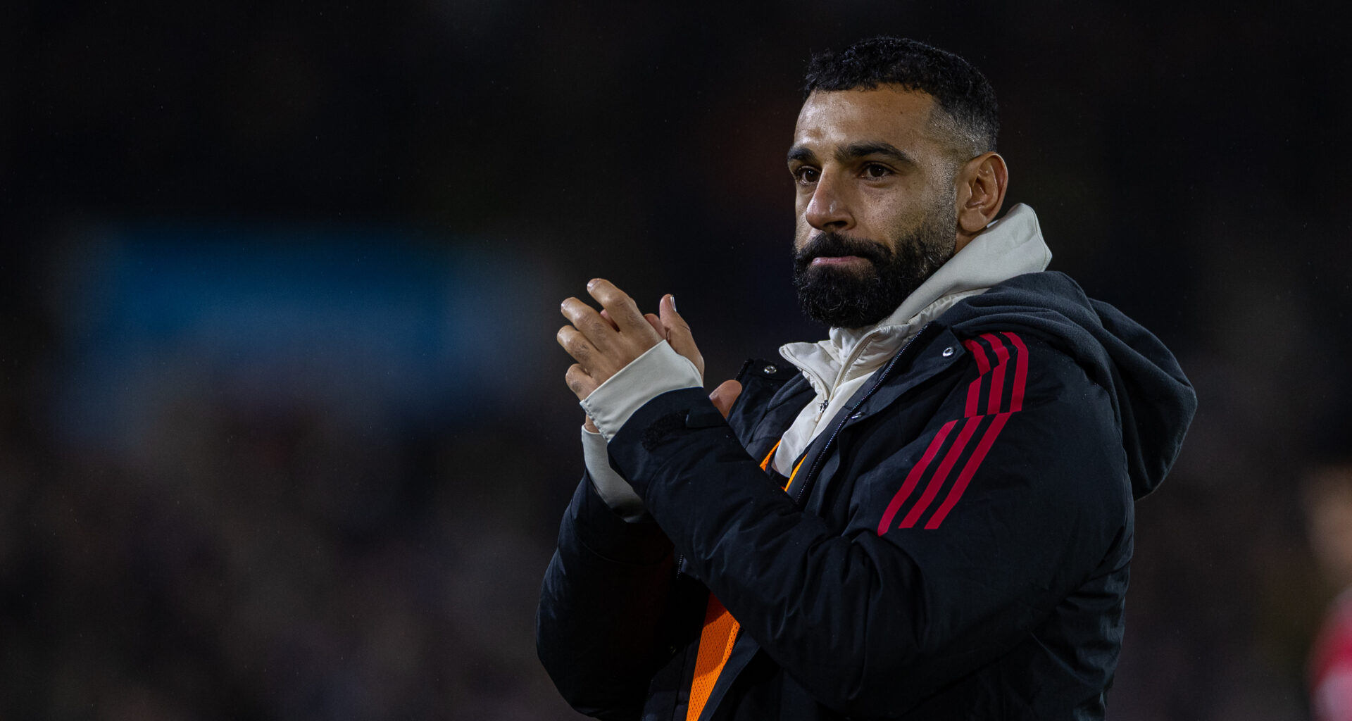 Kolmandat järjestikust mängu pingile istutatud Salah: klubi on mind bussi alla visanud  (+ suhtest Slotiga)