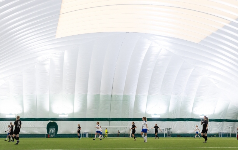 Naiskonna jaoks oli kasulikum mängida hallis. Foto: Katariina Peetson / jalgpall.ee