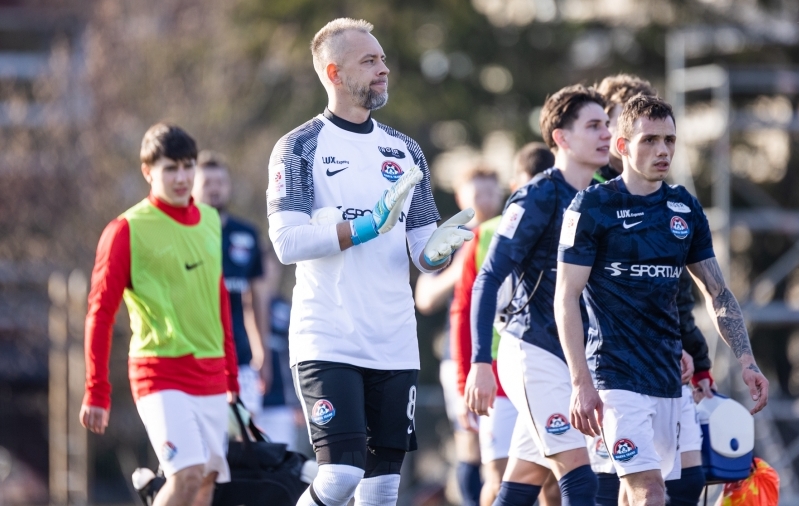 Transist lahkus ka Matrossov