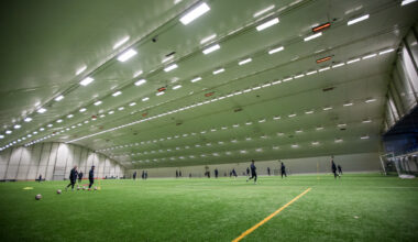 EJL-i jalgpallihall saab 12 aasta järel uue kunstmurukatte