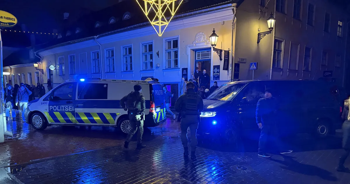 Politsei leidis Tartus sõidukit kontrollides suures koguses narkootilisi aineid