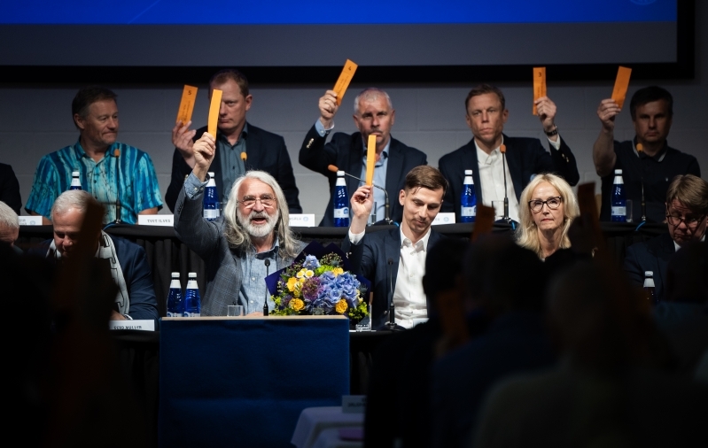 Eesti Jalgpalli Liidu korraline &uuml;ldkogu t&auml;navu juunis. Foto: Liisi Troska / jalgpall.ee