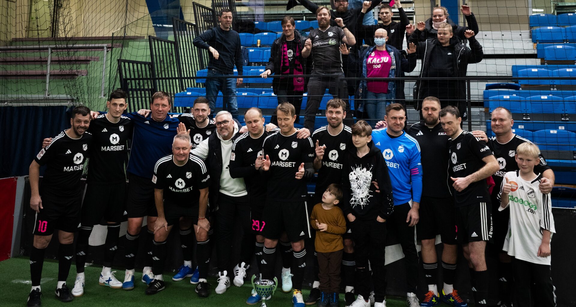 VAATA JÄRELE: Kalju tõukas Vapruse legendide troonilt