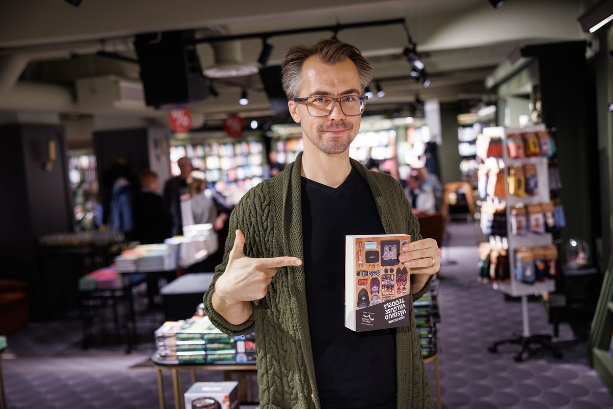 NÄDALA RAAMAT | Mitu head romaani on uputatud pealiskaudsesse panoraamromaani