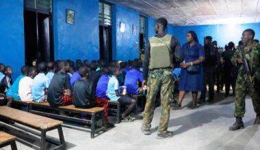 Nigeerias vabastati 130 röövitud kooliõpilast