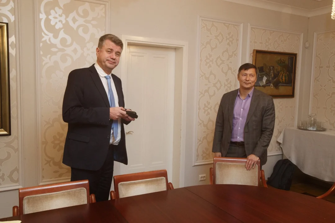 rahvas toetab enim Isamaad ja Keskerakonda