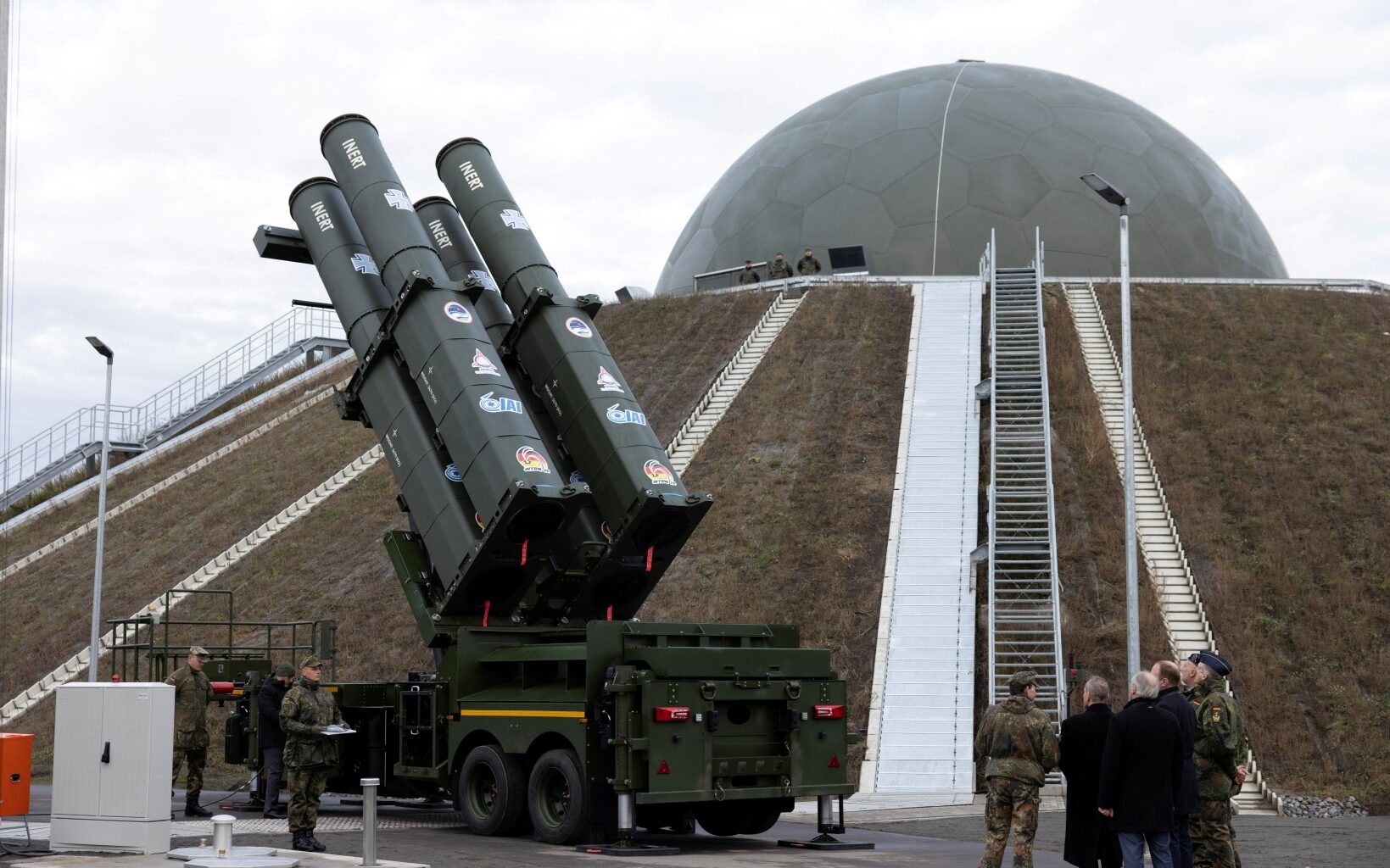 Eesti maailmas, õhutõrje, ELi laienemine, Diplomaatia artiklite valik 2025 – Diplomaatia