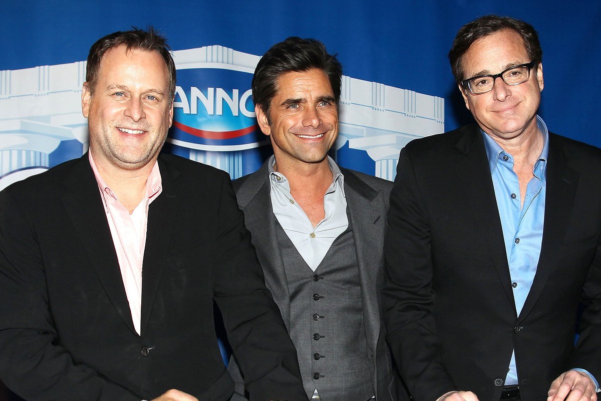 Üks hoop teise järel! Sarja „Lastega kodus“ staar sai võitu lümfoomist, kuid tal diagnoositi uuesti vähk