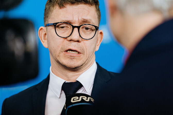 OTSE kell 12: pressikonverents olukorrast Ukraina sõja rinnetel - ERR