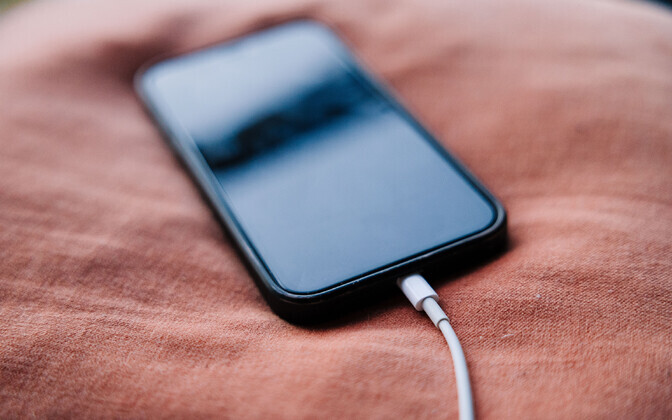 Eestis jõuab üha enam kasutusele 8-ga algavaid telefoninumbreid | Eesti