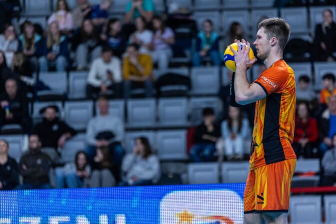 Tammearu ja Tammemaa rassisid Jaapanis kümme geimi | Võrkpall