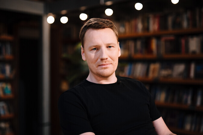 Hendrik Toompere jr: teatri edu ja ebaedu vahel on õhkõrn piir | Vikerraadio