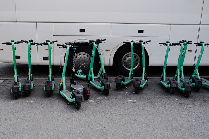 Bolt peatab aastavahetusel autode ja kergliikurite rentimise | Eesti