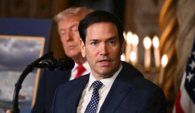 USA kehtestas endisele Euroopa Komisjoni volinikule ja veel neljale isikule riiki sisenemise keelu