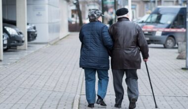 Vabatahtlik seltsiline: regulaarne suhtlus aitab eakatel üksildustunnet vähendad | Vikerraadio