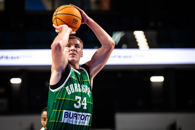 Konontšuk aitas koduklubi lisaajal võidule | Korvpall