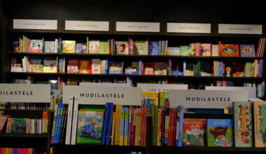 Raamatukaupluste müügihitid tulid eesti kirjanikelt | Eesti