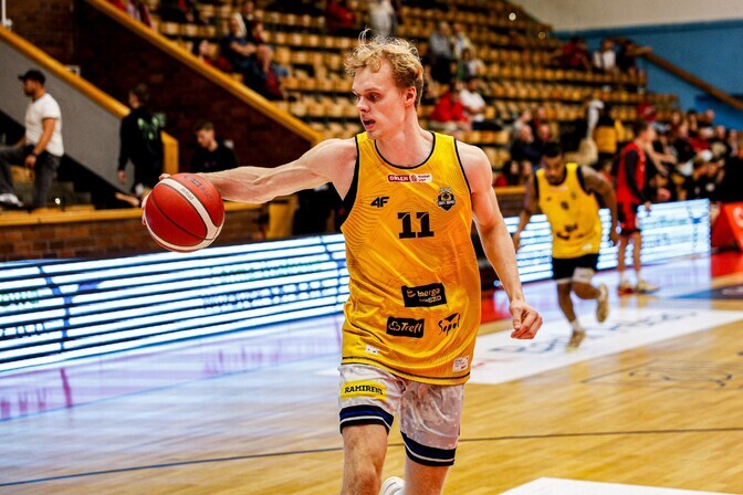 Suurorg naasis platsile, aga teistel eestlastel oli võidukam õhtu | Korvpall