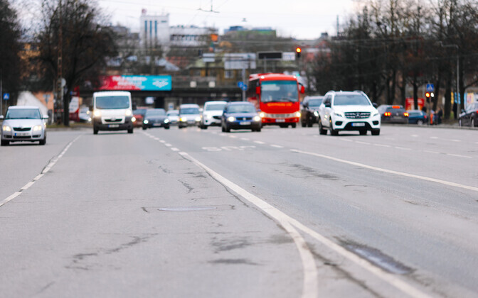 ERR Brüsselis: sisepõlemismootoritega autode tootmise täielikku keeldu 2035 ei tule | Majandus
