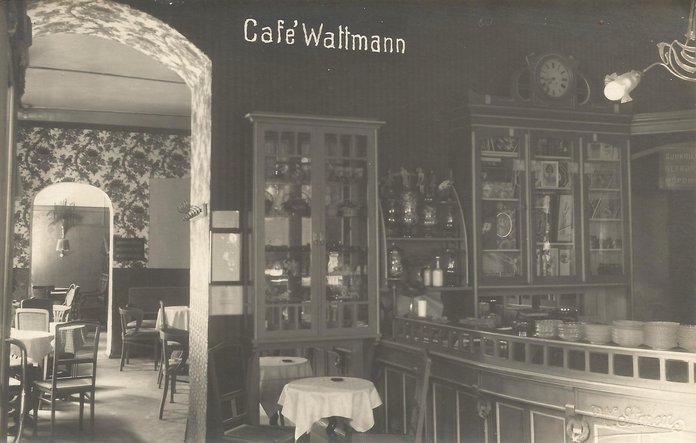 MARTSIPANI PABEROSSI KARBIS: Wattmann oli 1920. aastatel üks Tartu tuntumaid kohvikuid.