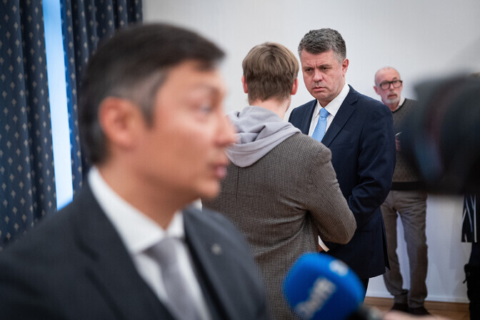 Eestlased eelistavad peaministrina Reinsalu, muu rahvus Kõlvartit | Eesti