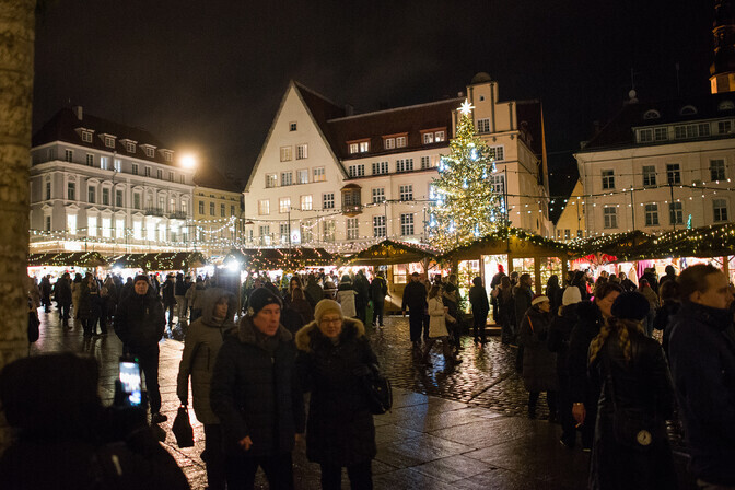 Tallinna linnavalitsus kaalub järgmisel aastal ise jõuluturu korraldamist | Eesti