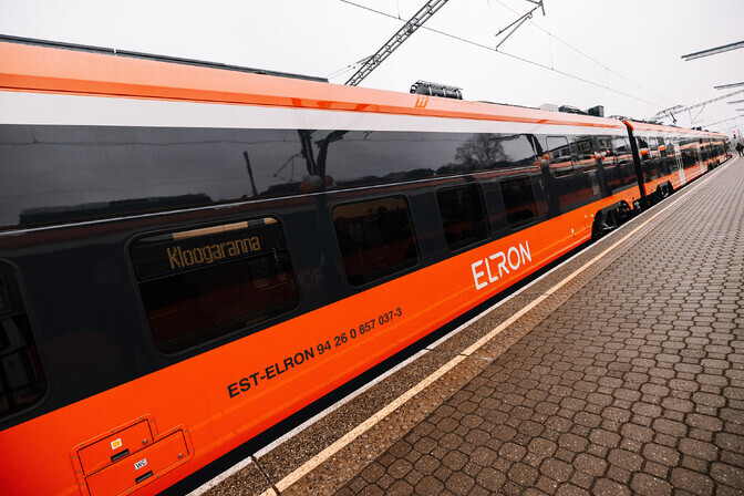 Avarii tõttu rivist väljas olevad kaks Elroni rongi mõjutavad sõidugraafikut | Eesti