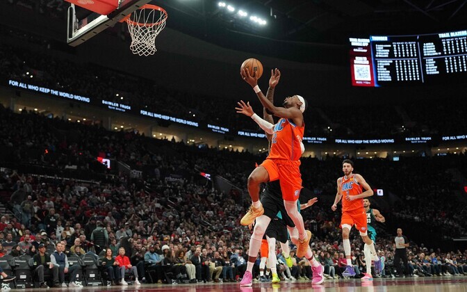 Läänekonverentsi tipud Thunder ja Lakers jätkasid võidukalt | Korvpall