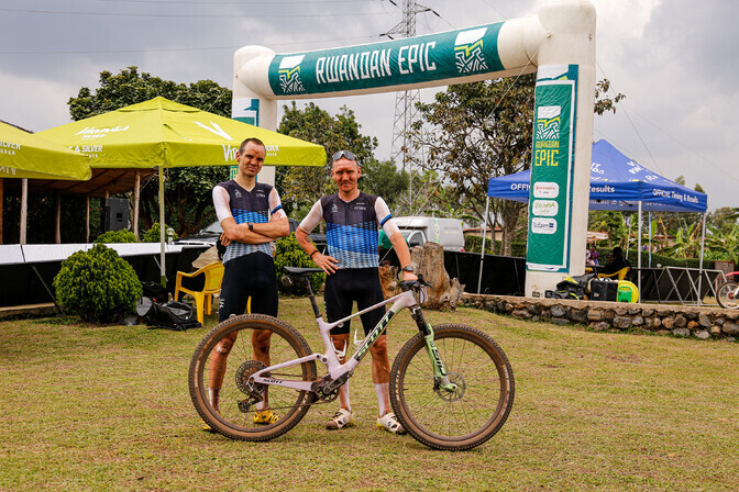 Taaramäe ja Oras pälvisid Rwandas kaheksanda koha | sport