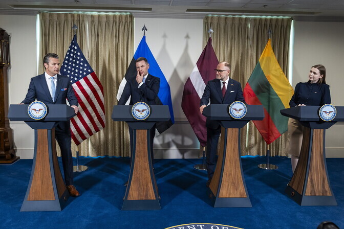 Hegseth kiitis Balti riike kaitsesse panustamise eest | Eesti