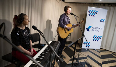 Pildid: Klassikaraadio kontserdisarjas "Viis laulu" esinesid Priit ja Marion Strandberg | Muusika