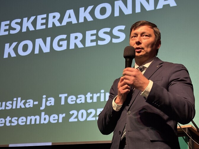 Keskerakond valis uue juhatuse ja Kõlvarti tagasi esimeheks | Eesti