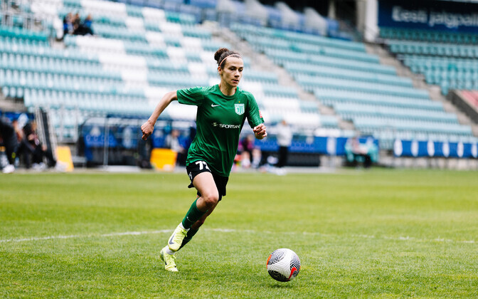 Itaaliasse siirdunud eestlannad alustasid kaotusega | Jalgpall