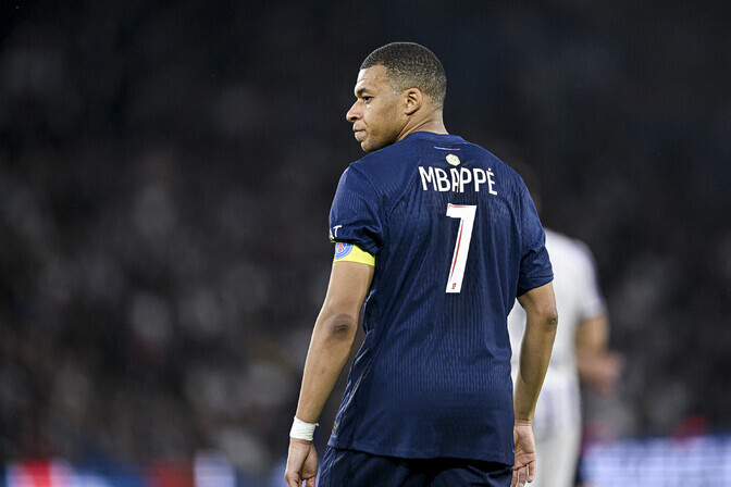 PSG peab Mbappele 60 miljonit eurot maksma | Jalgpall